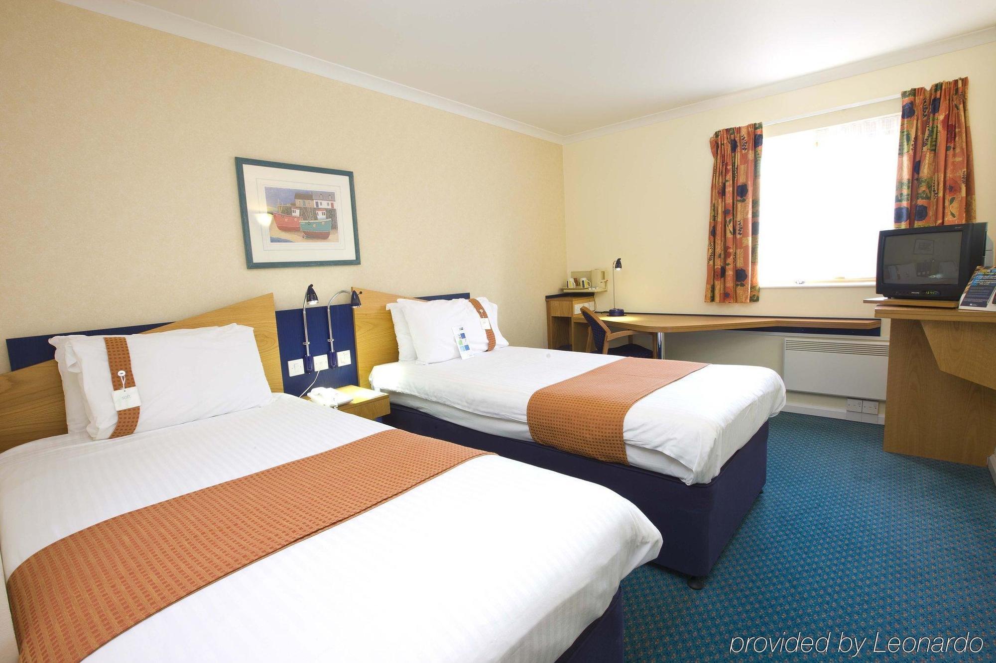 Express By Ihg Hotel 3*